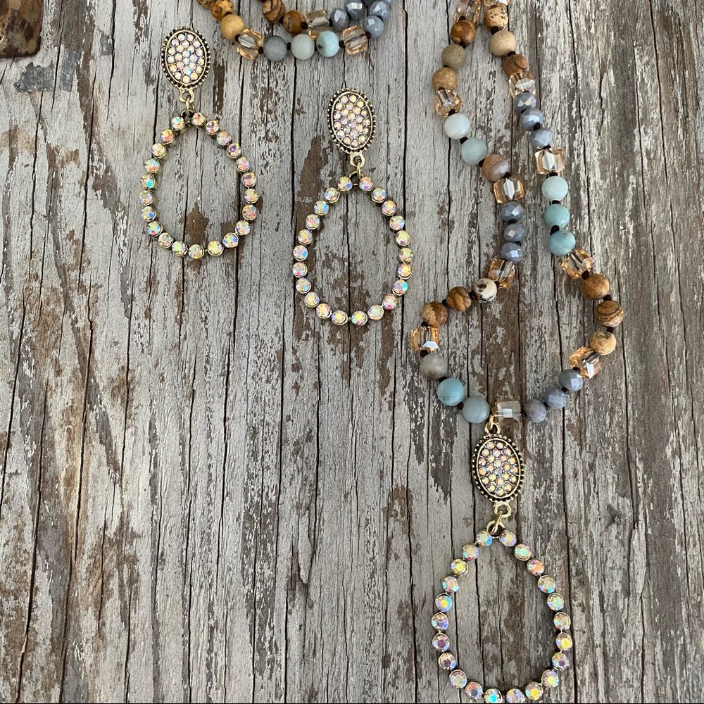 Natural stone beaded necklace and earring combo - Picture 2 of 5